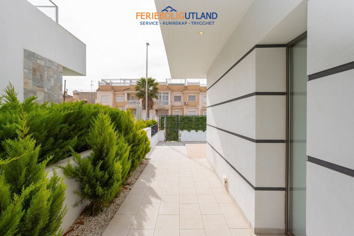 Image No.8-4 Bed Villa for sale