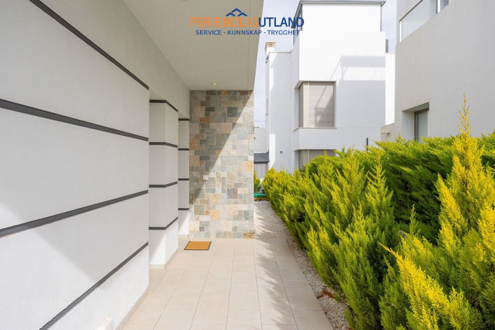 Image No.9-4 Bed Villa for sale