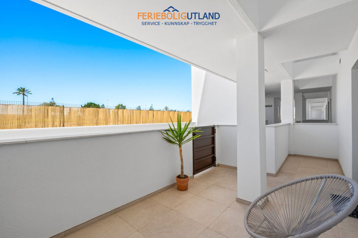 Image No.20-2 Bed Apartment for sale