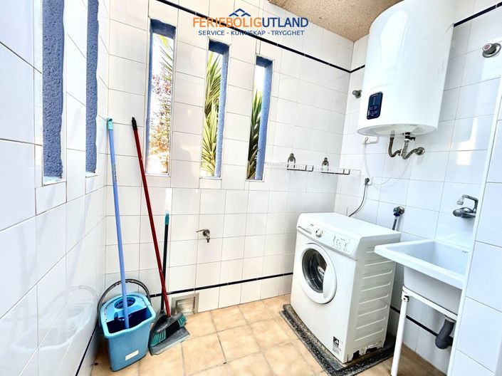 Image No.30-3 Bed Townhouse for sale