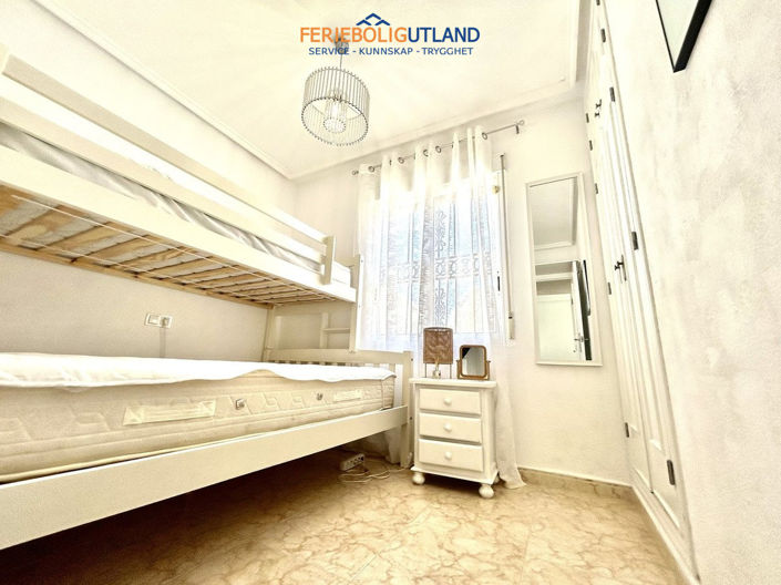 Image No.16-2 Bed Townhouse for sale