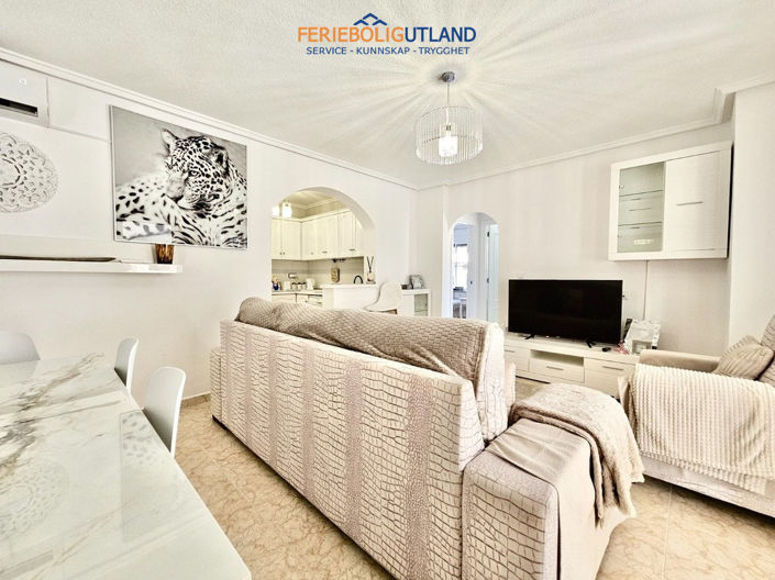 Image No.9-2 Bed Townhouse for sale