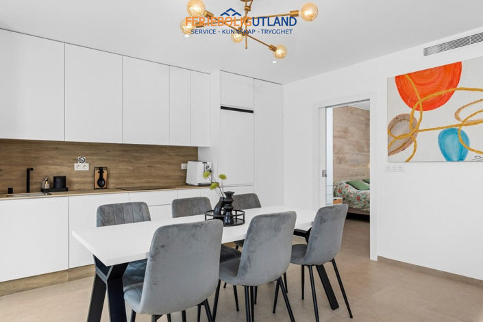 Image No.24-2 Bed Apartment for sale