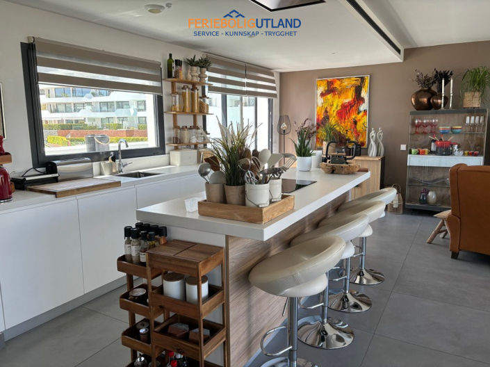 Image No.19-2 Bed Apartment for sale