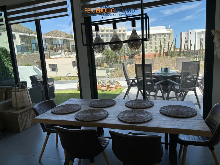 Image No.22-2 Bed Apartment for sale