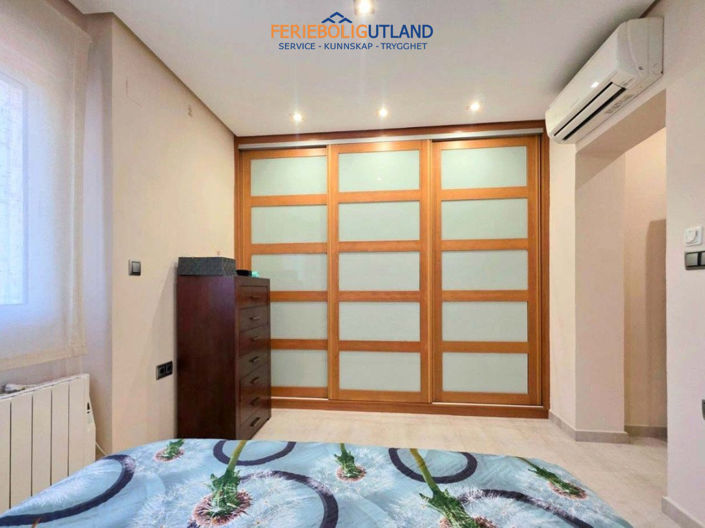 Image No.16-5 Bed Villa for sale