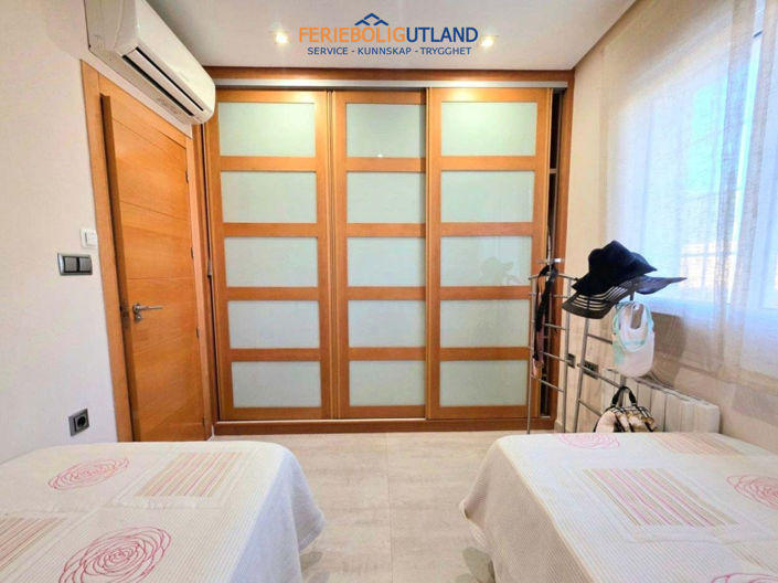 Image No.17-5 Bed Villa for sale