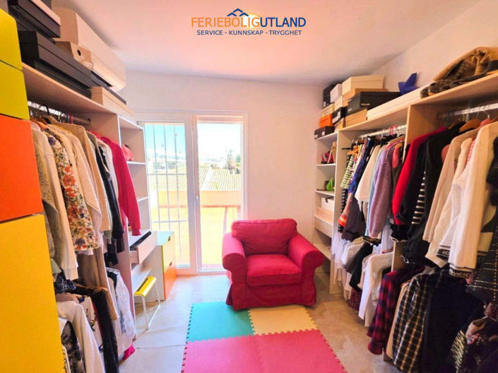 Image No.26-5 Bed Villa for sale