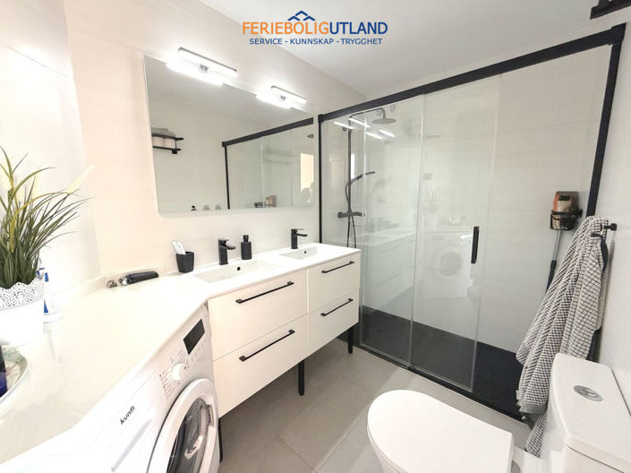 Image No.28-2 Bed Apartment for sale