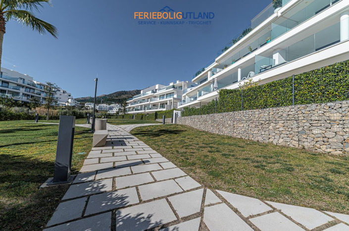 Image No.25-2 Bed Apartment for sale