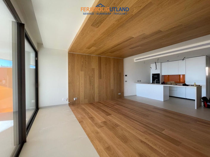 Image No.19-2 Bed Apartment for sale