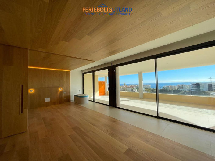 Image No.20-2 Bed Apartment for sale