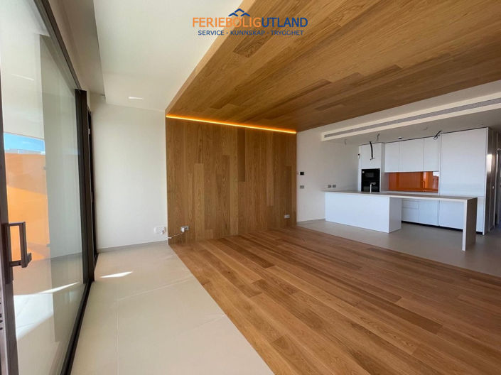 Image No.45-2 Bed Apartment for sale