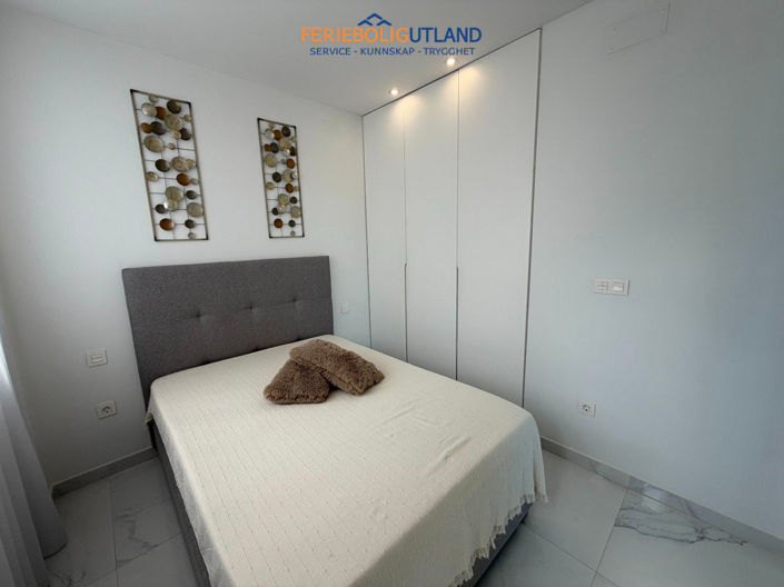 Image No.14-3 Bed Villa for sale