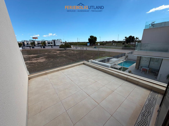 Image No.32-3 Bed Villa for sale