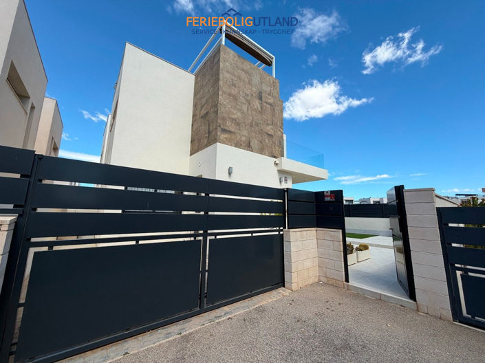 Image No.33-3 Bed Villa for sale