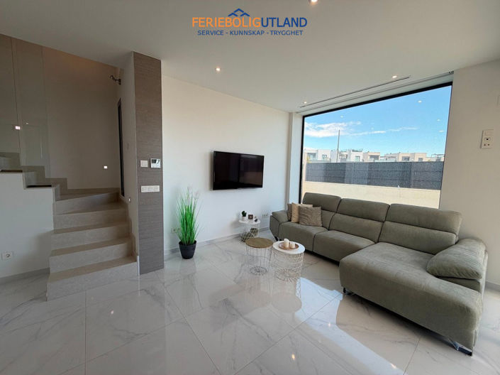 Image No.6-3 Bed Villa for sale