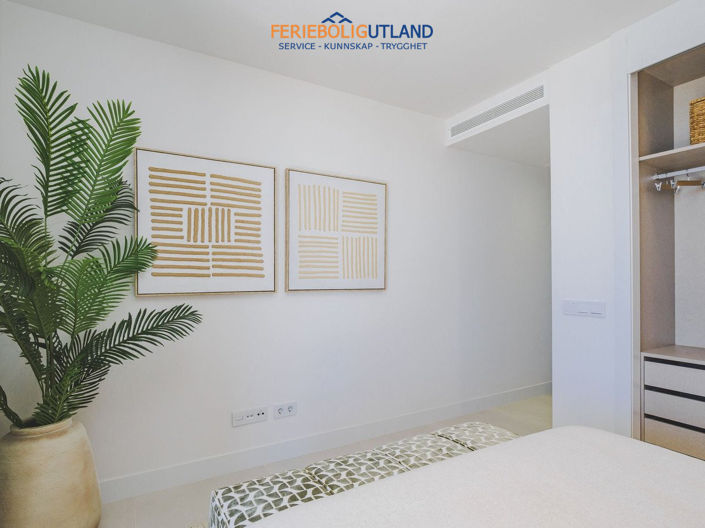 Image No.28-2 Bed Apartment for sale