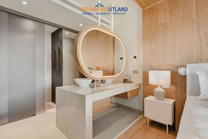 Image No.14-2 Bed Apartment for sale