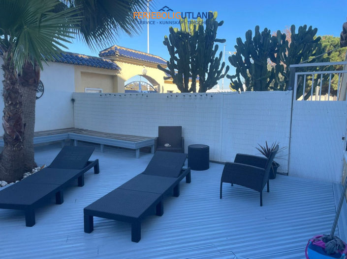 Image No.17-2 Bed Villa for sale