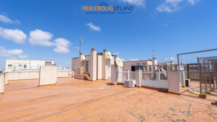 Image No.31-3 Bed Apartment for sale