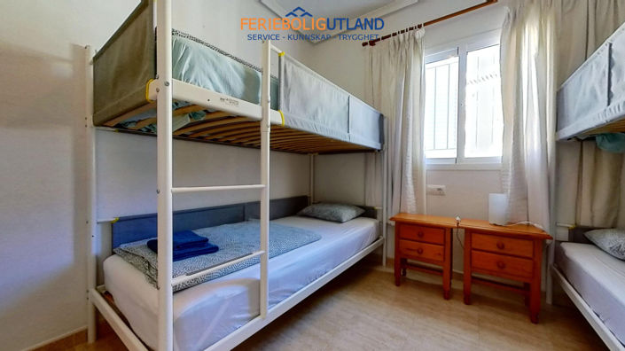Image No.18-4 Bed Apartment for sale