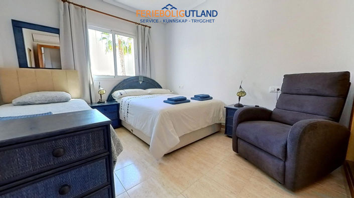 Image No.20-4 Bed Apartment for sale