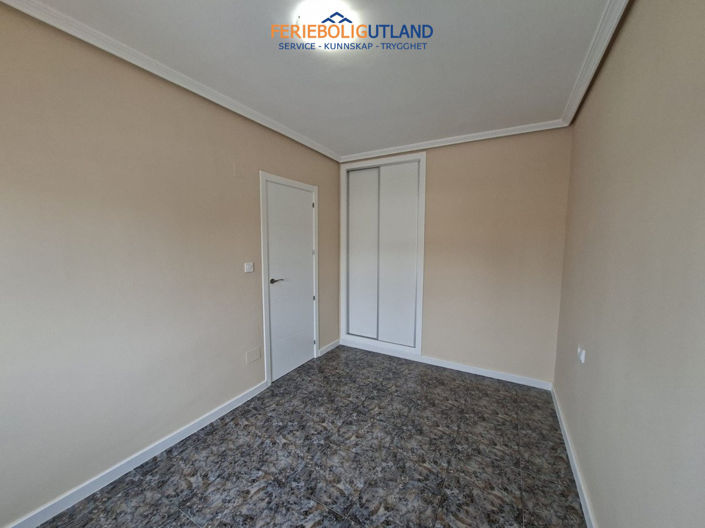Image No.15-2 Bed Apartment for sale