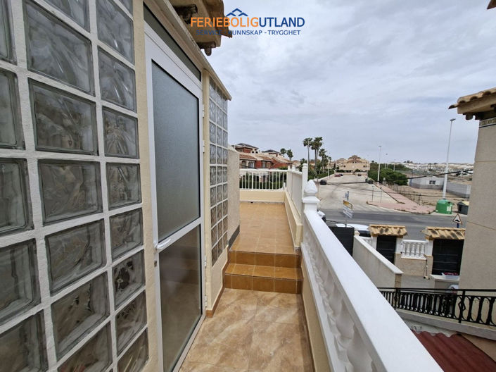 Image No.19-2 Bed Apartment for sale