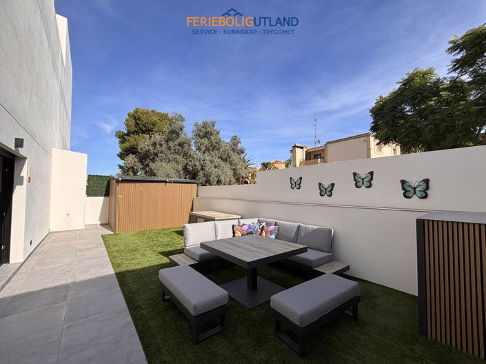 Image No.20-2 Bed Villa for sale