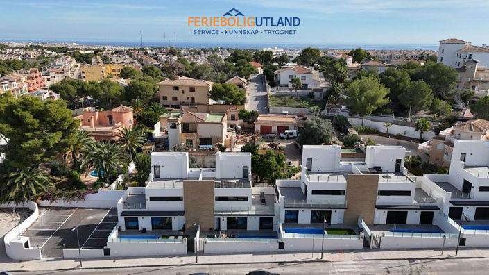Image No.38-2 Bed Villa for sale