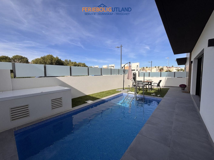 Image No.5-2 Bed Villa for sale
