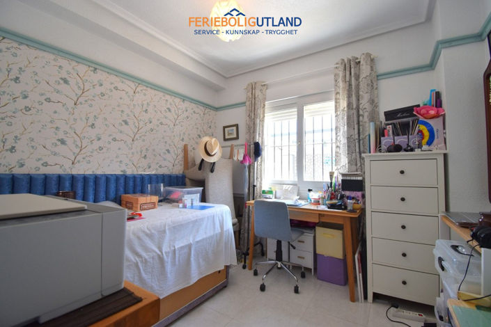Image No.11-3 Bed Quad for sale