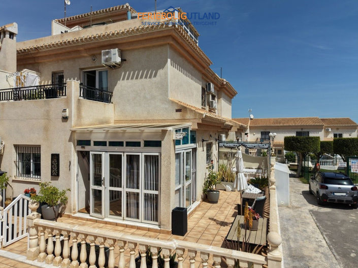 Image No.25-3 Bed Quad for sale