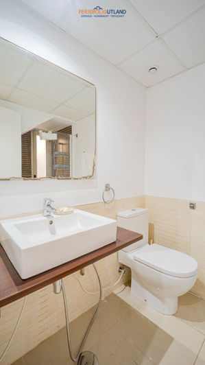 Image No.23-3 Bed Townhouse for sale