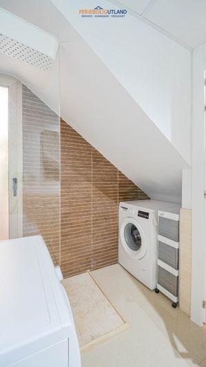 Image No.24-3 Bed Townhouse for sale