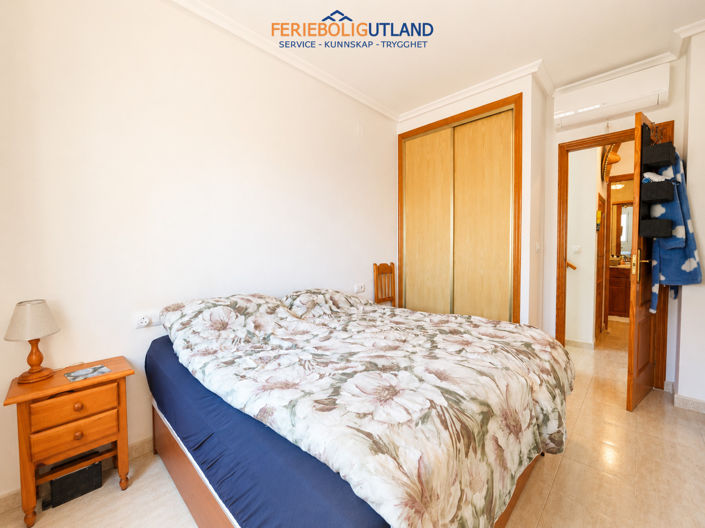 Image No.20-3 Bed Apartment for sale
