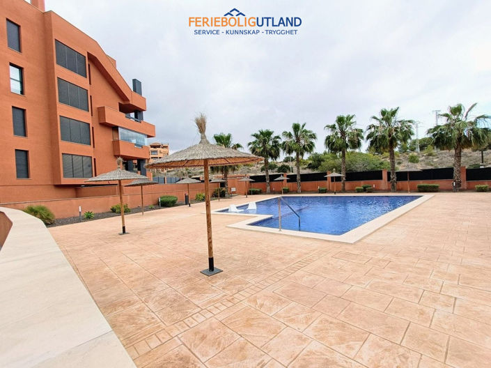 Image No.23-2 Bed Apartment for sale