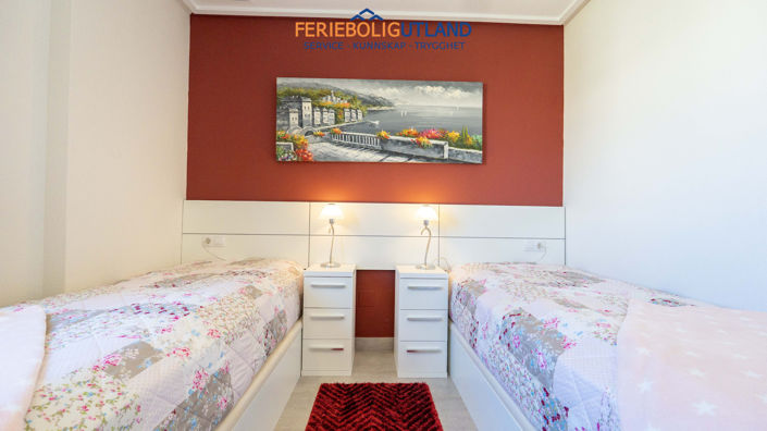 Image No.21-3 Bed Apartment for sale
