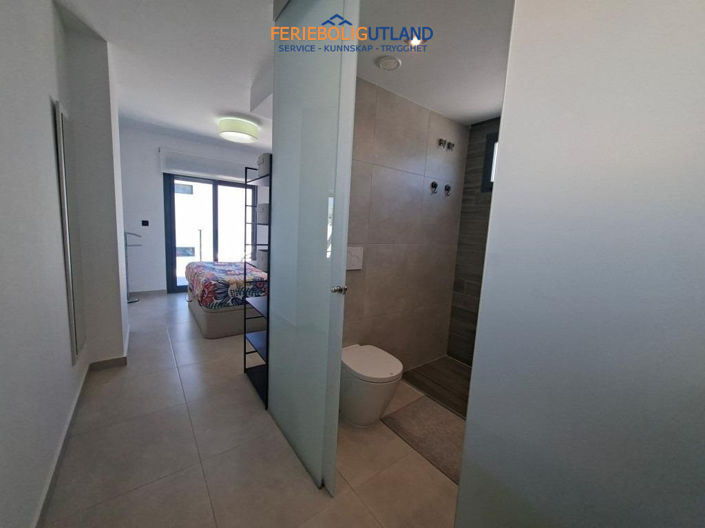 Image No.17-2 Bed Apartment for sale