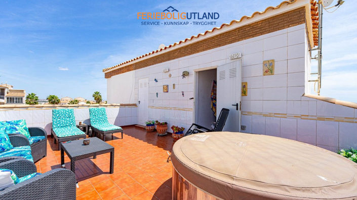 Image No.30-2 Bed Apartment for sale
