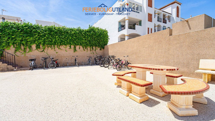 Image No.37-2 Bed Apartment for sale