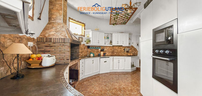 Image No.12-7 Bed Villa for sale