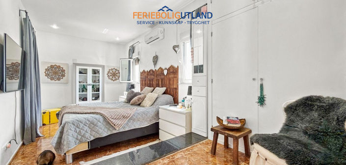 Image No.37-7 Bed Villa for sale