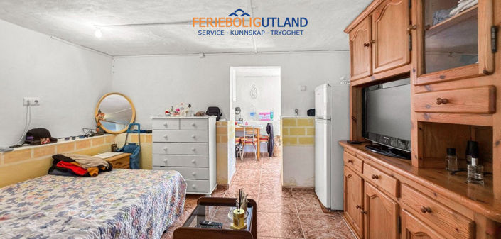 Image No.14-2 Bed Townhouse for sale