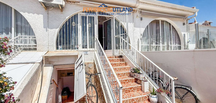 Image No.20-2 Bed Townhouse for sale