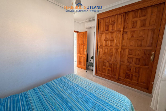 Image No.13-2 Bed Townhouse for sale