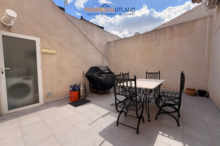 Image No.27-2 Bed Townhouse for sale