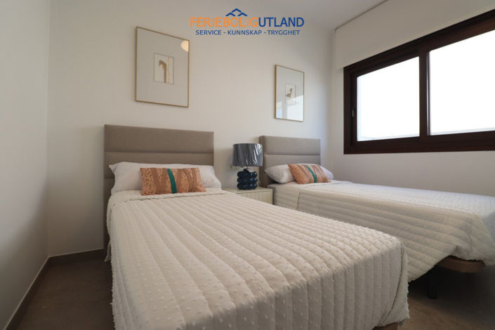 Image No.18-3 Bed Apartment for sale