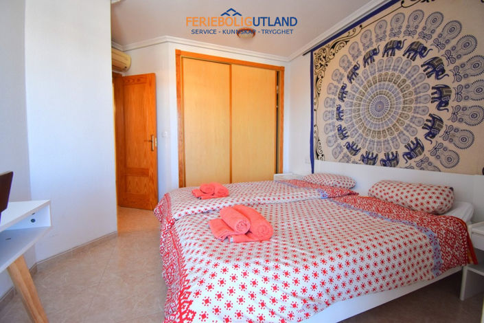 Image No.10-3 Bed Apartment for sale